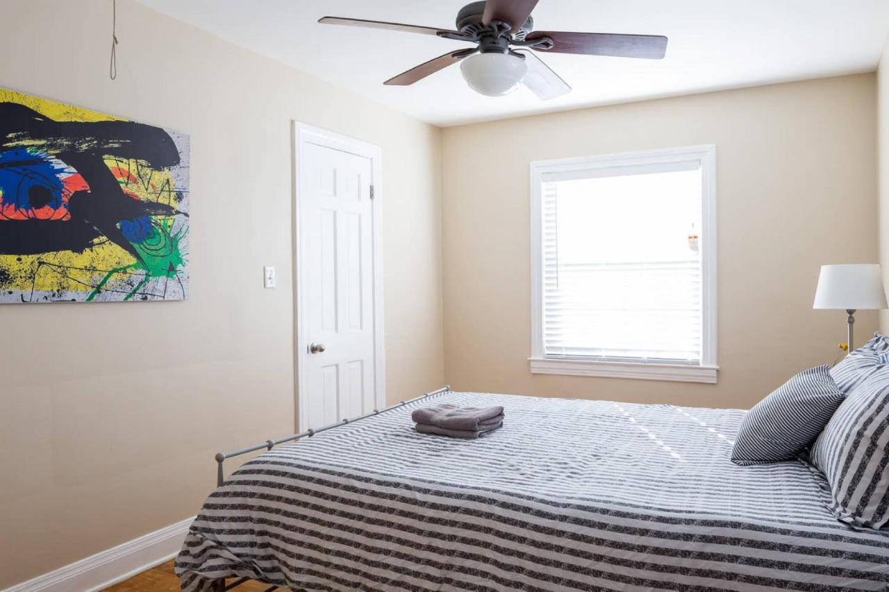 Bed & Breakfast 2203 Brighton Drive, *
